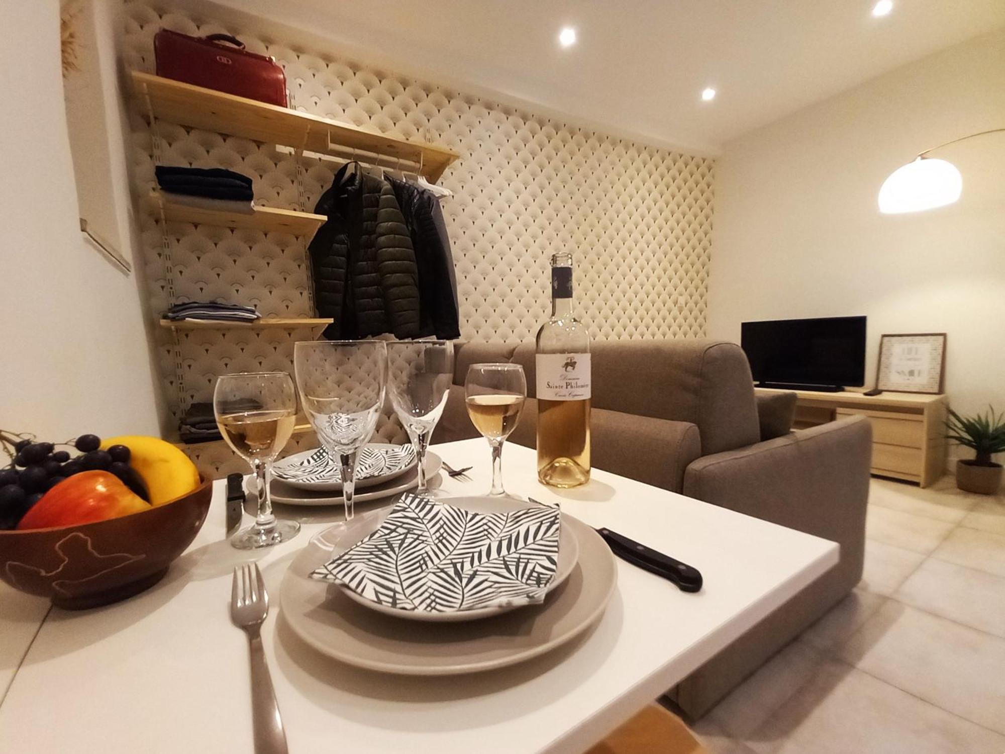 #2 Studio # Place Charmante Toulon Luaran gambar